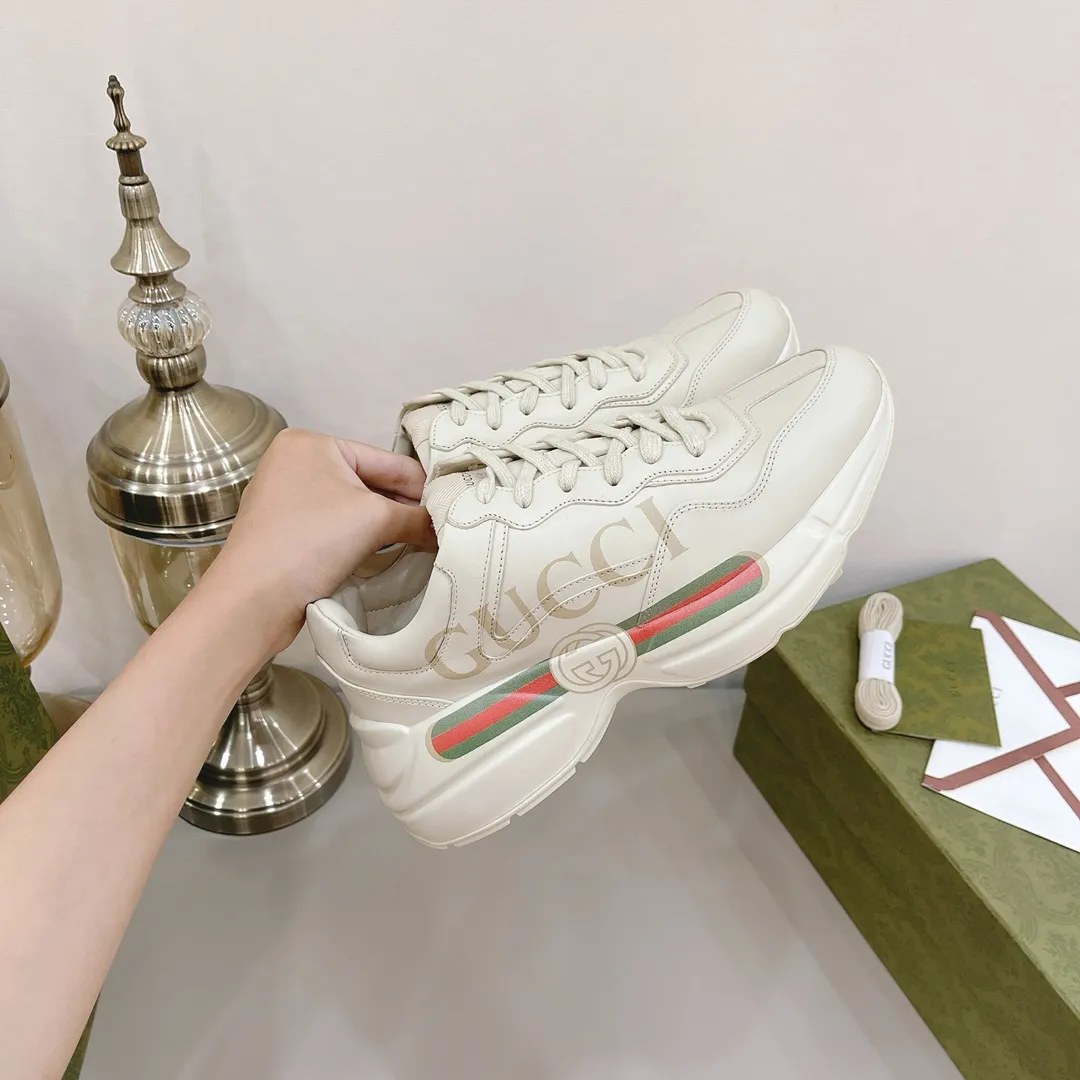 Top version P800 Ordinary version P620 GUCCI dad shoes latest upgraded version❗❗ P Women's 400 Men's 380 The fabric is 100% consistent with the counter. The whole series uses four leather styles. Each pattern color and fabric are one-to-one consistent with the counter. Women's code 35 36 37 38 39 40 Men's code 39 40 41 42 43 44 (women's 34 Men's size 45 (can be customized)
